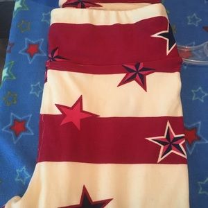 Lularoe Americana one size leggings